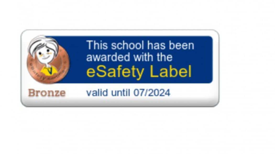 Okulmuz eSafety Label Bronz Etiketi Almaya Hak Kazandı.